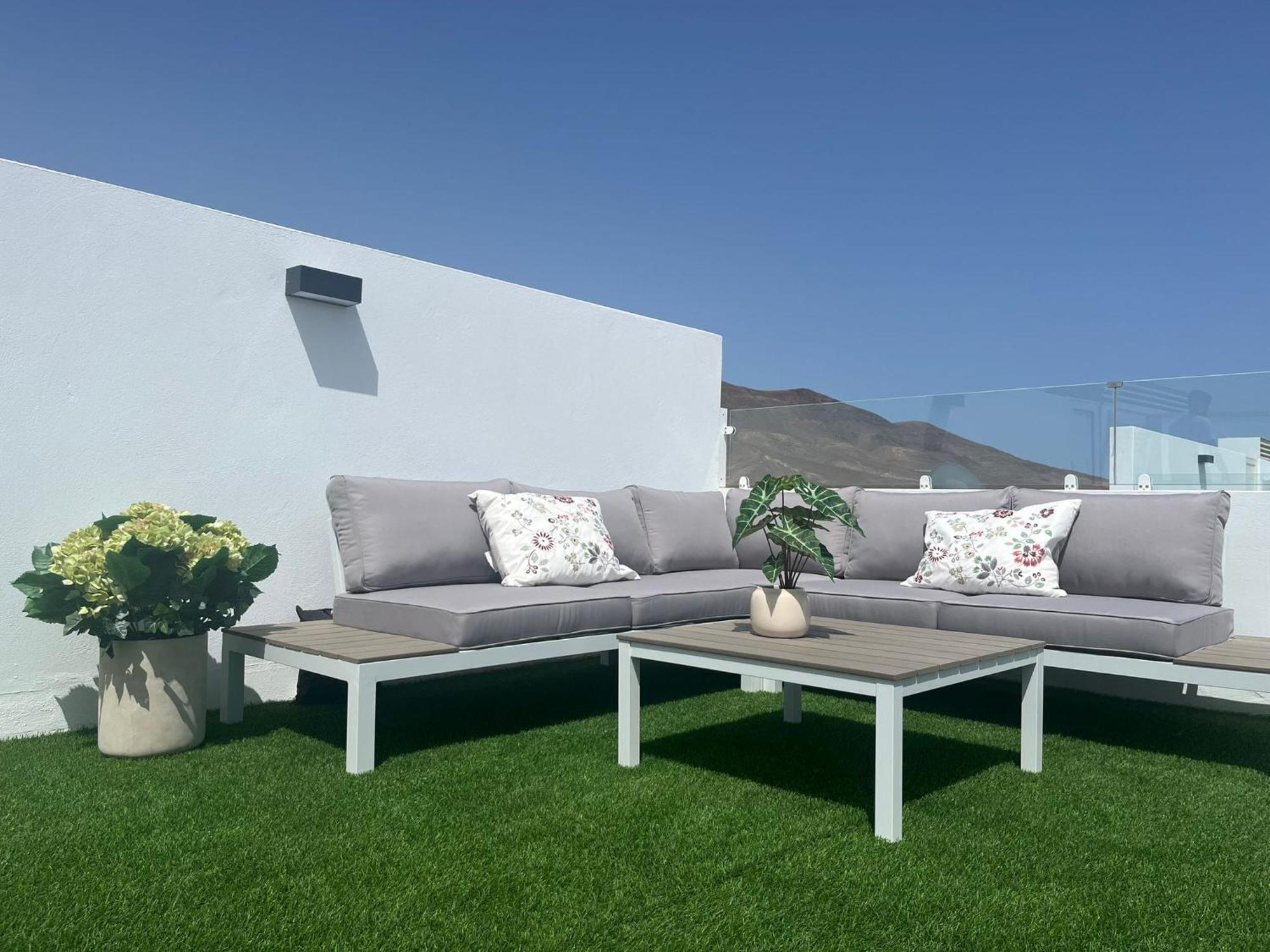 Serena Holiday Homes By Livvo Playa Blanca  Extérieur photo