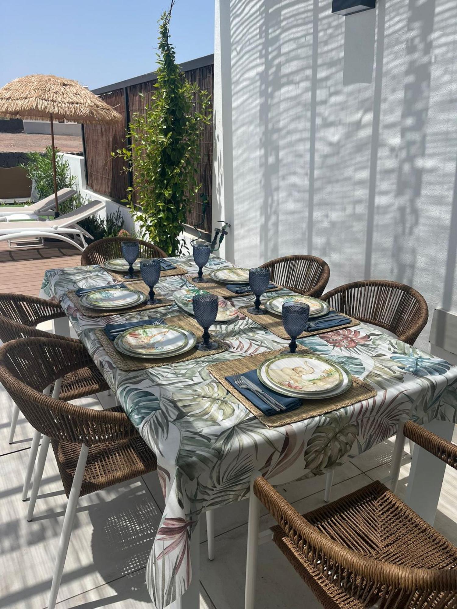 Serena Holiday Homes By Livvo Playa Blanca  Extérieur photo