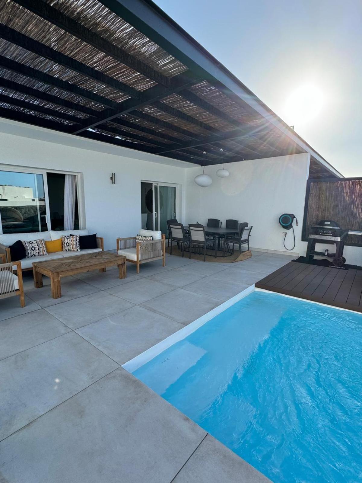 Serena Holiday Homes By Livvo Playa Blanca  Extérieur photo