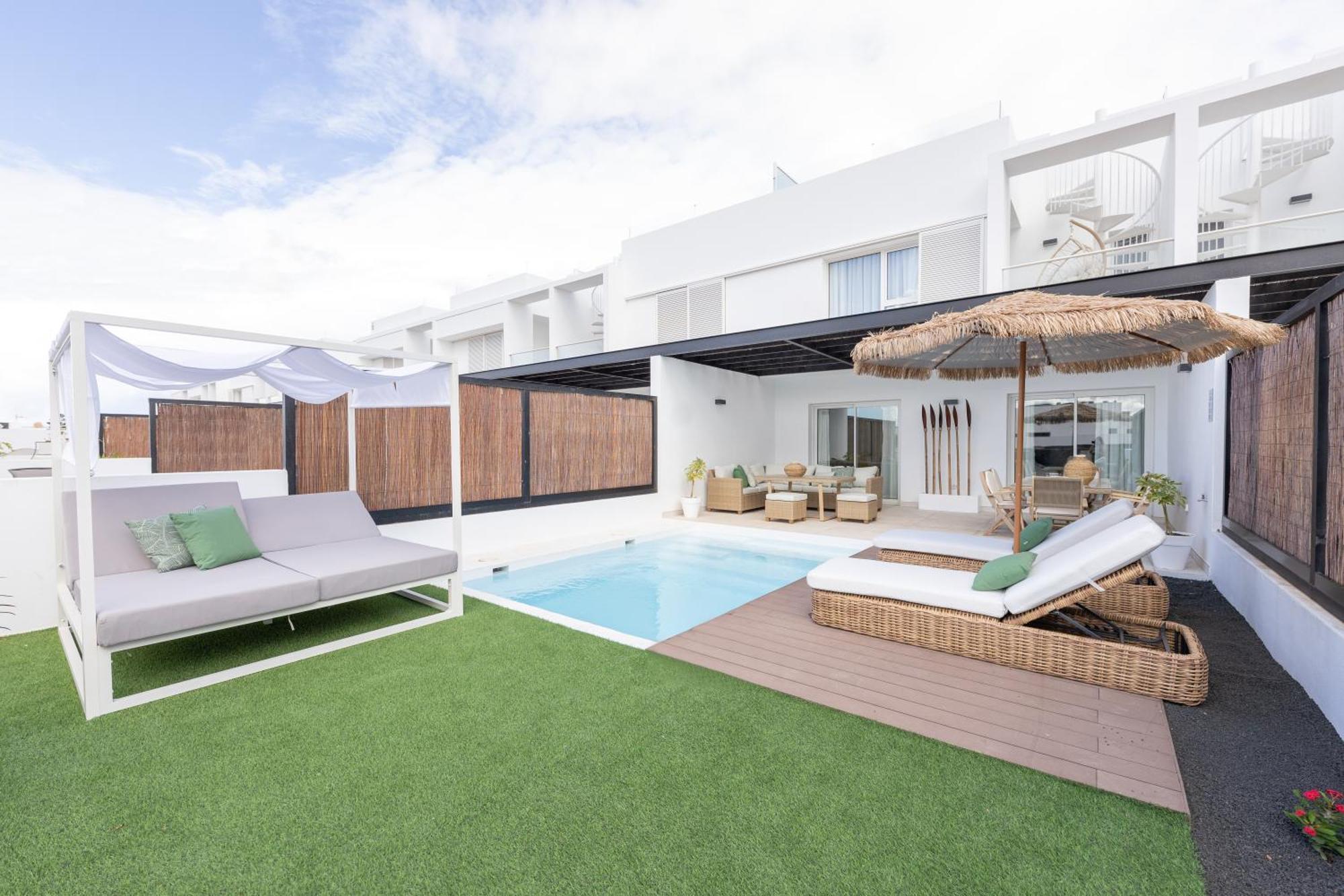 Serena Holiday Homes By Livvo Playa Blanca  Extérieur photo
