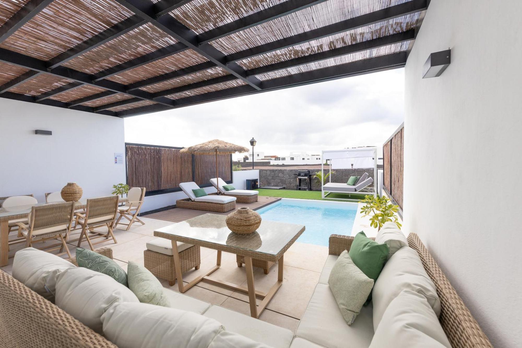 Serena Holiday Homes By Livvo Playa Blanca  Extérieur photo